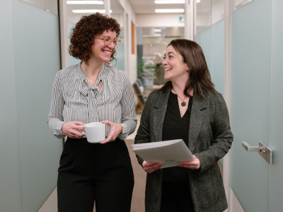 Client discussing with WSC advisor